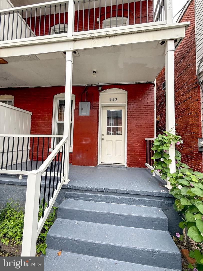 443 N Mulberry St Property Photo 21