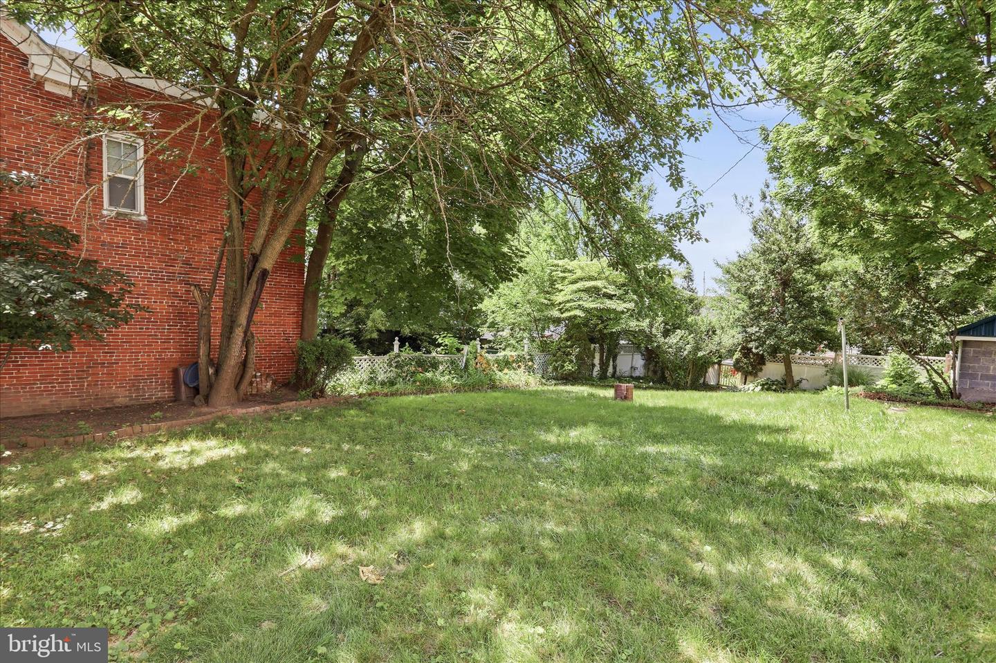 719 W Church St Property Photo 38