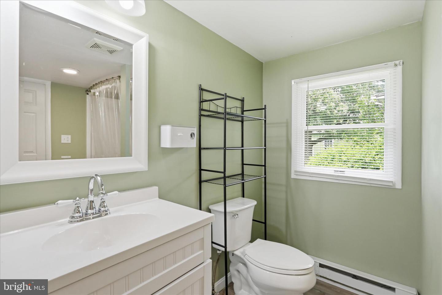 21434 Greenbrier Rd Property Photo 20