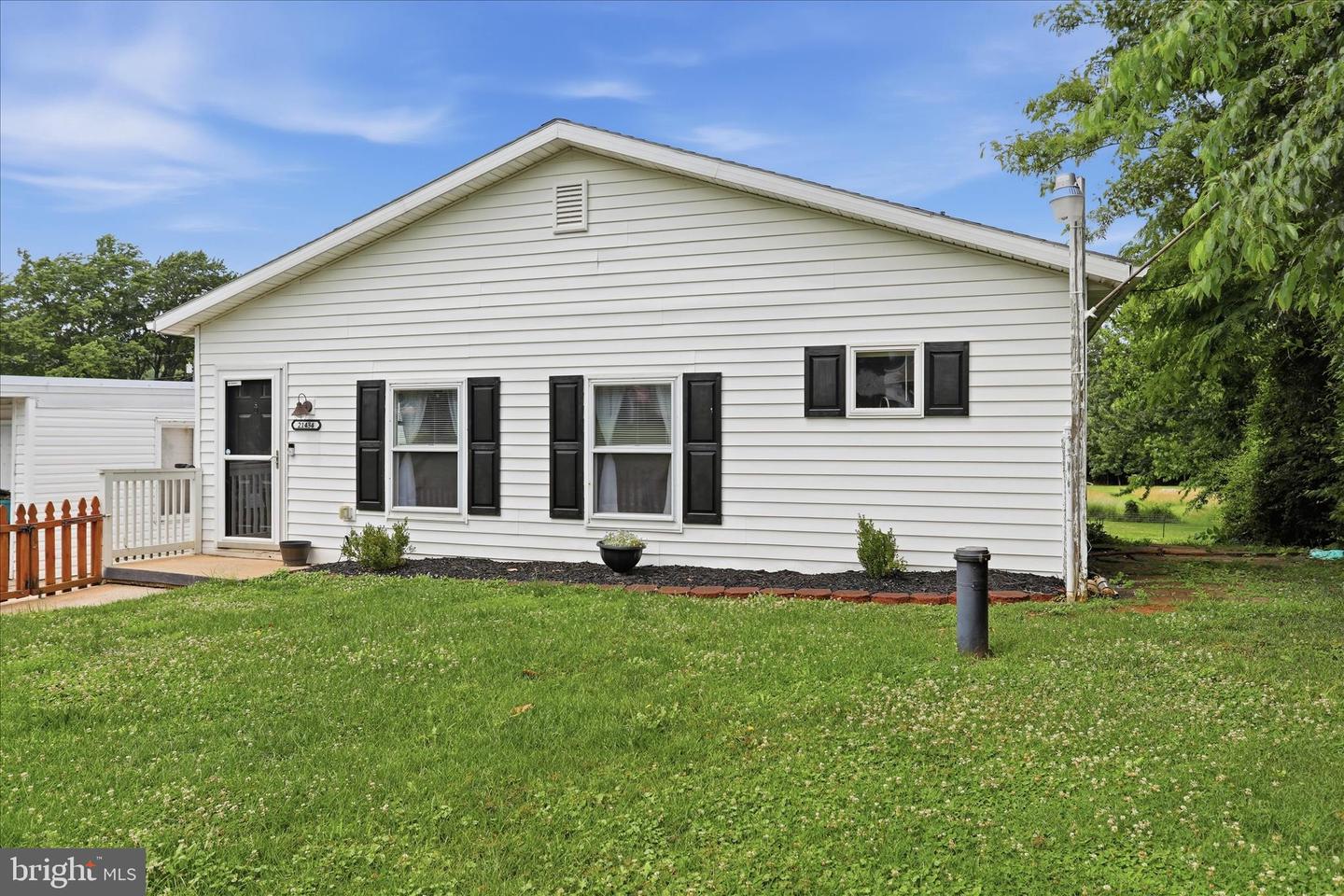 21434 Greenbrier Rd Property Photo 33
