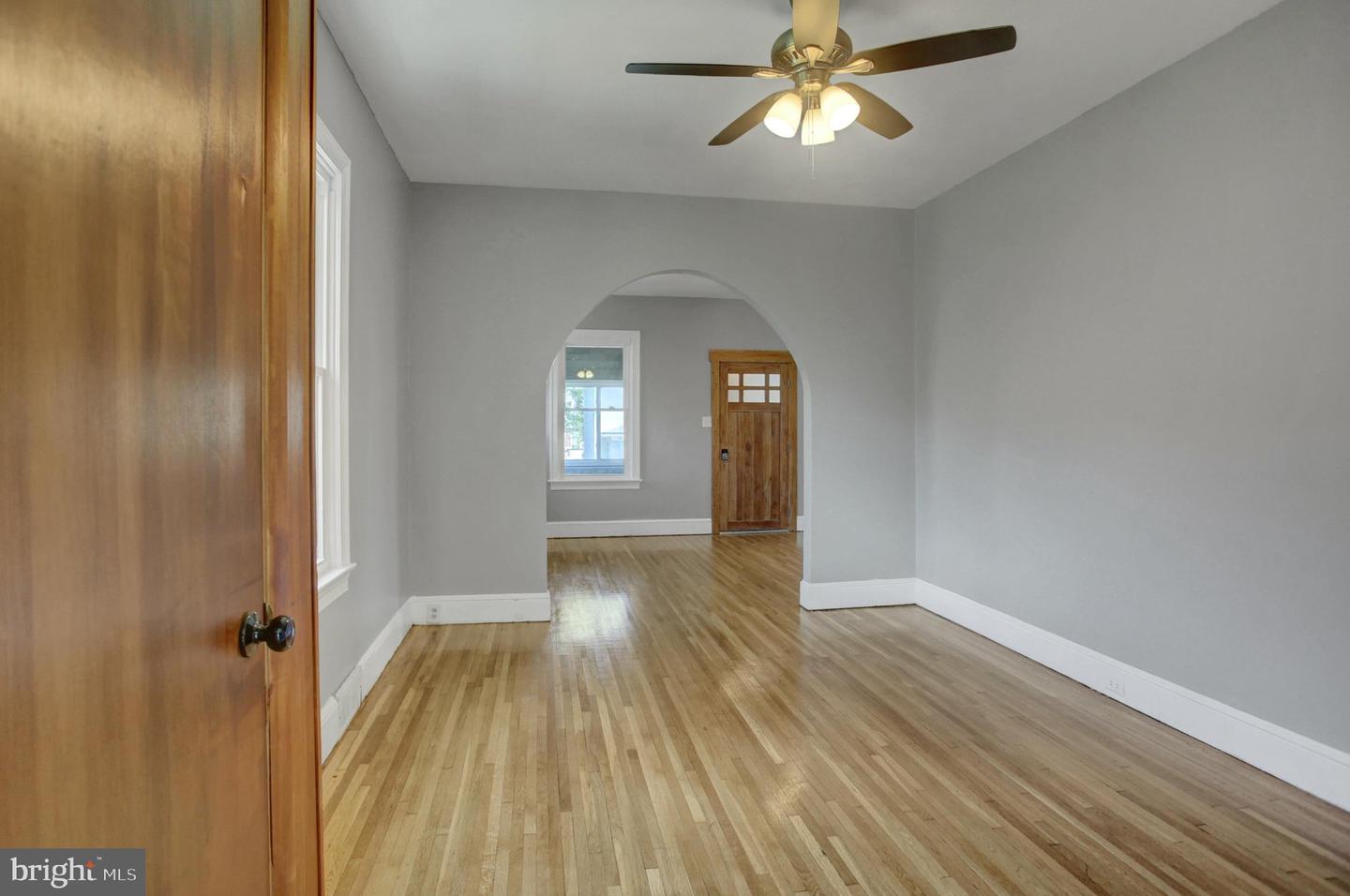 846 Guilford Ave Property Photo 14