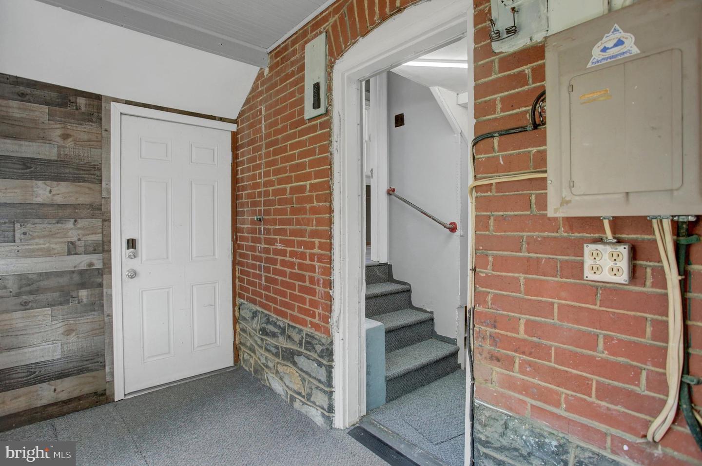 846 Guilford Ave Property Photo 18