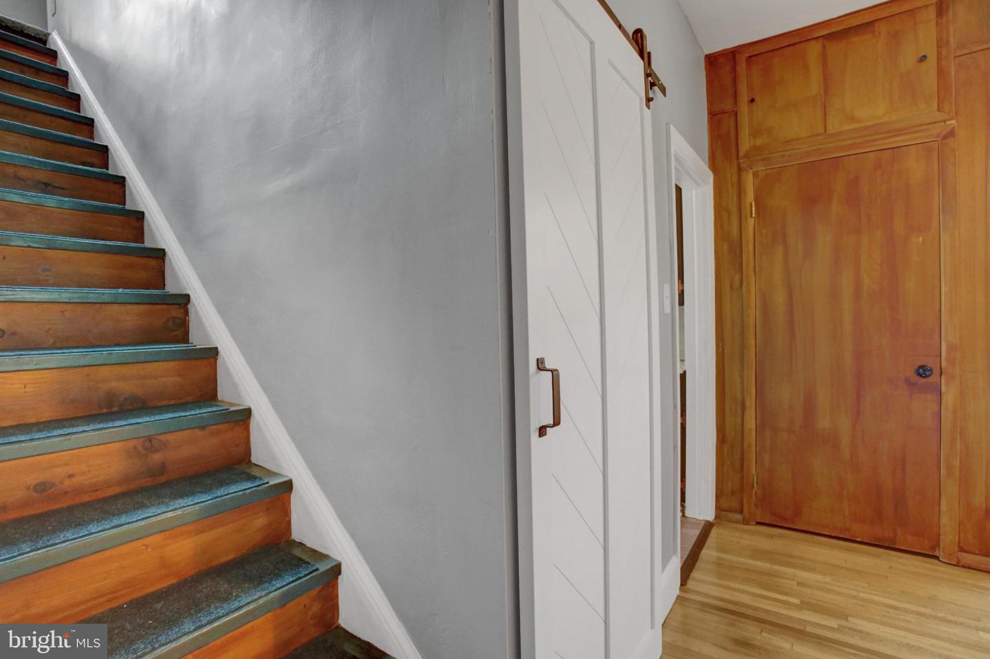 846 Guilford Ave Property Photo 27