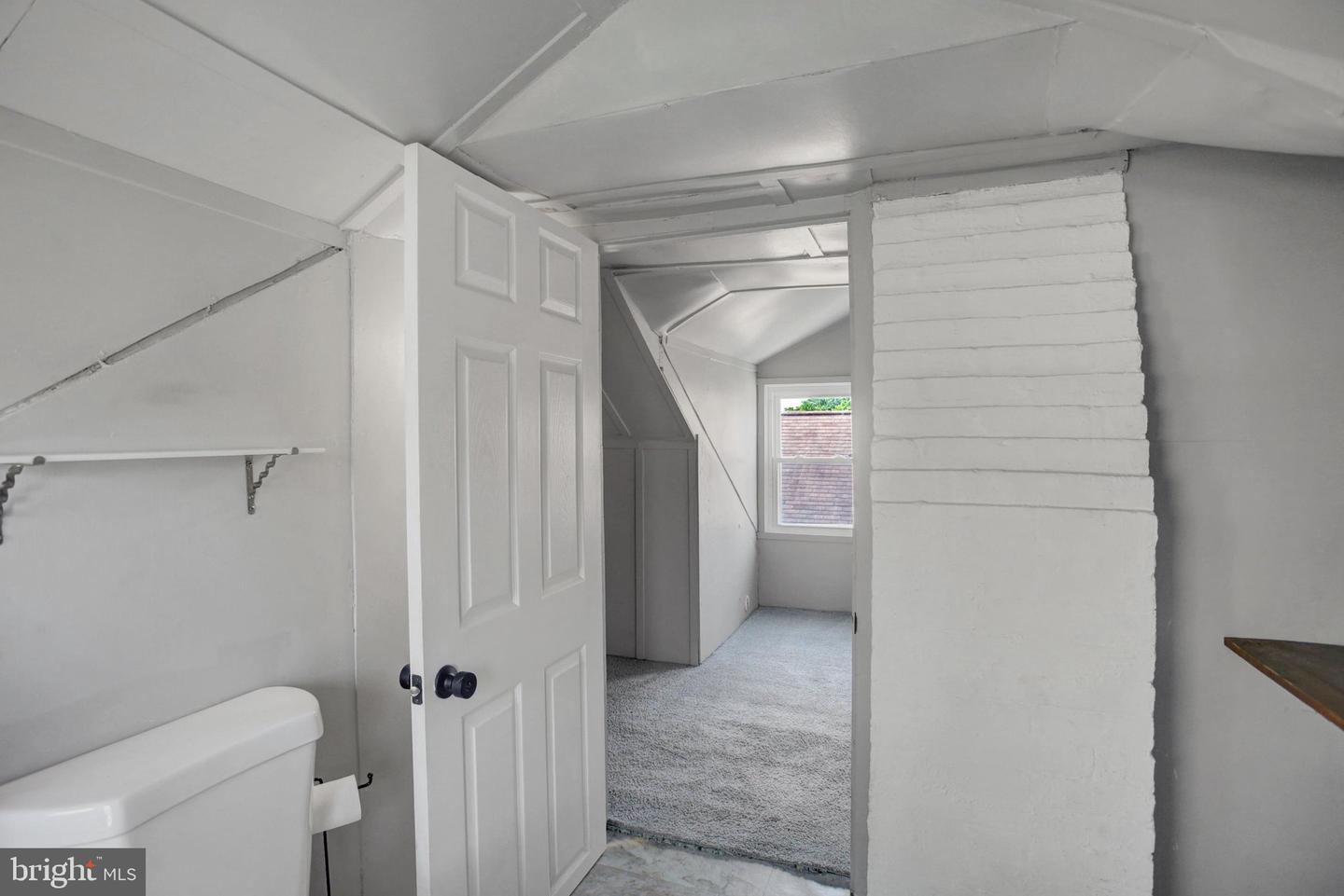 846 Guilford Ave Property Photo 34