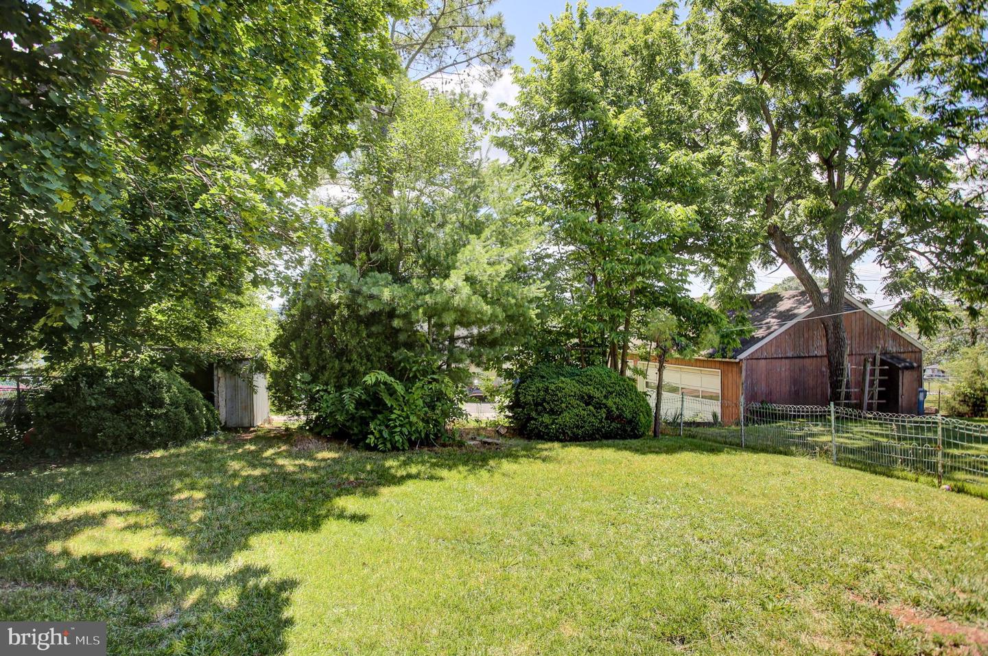 846 Guilford Ave Property Photo 38