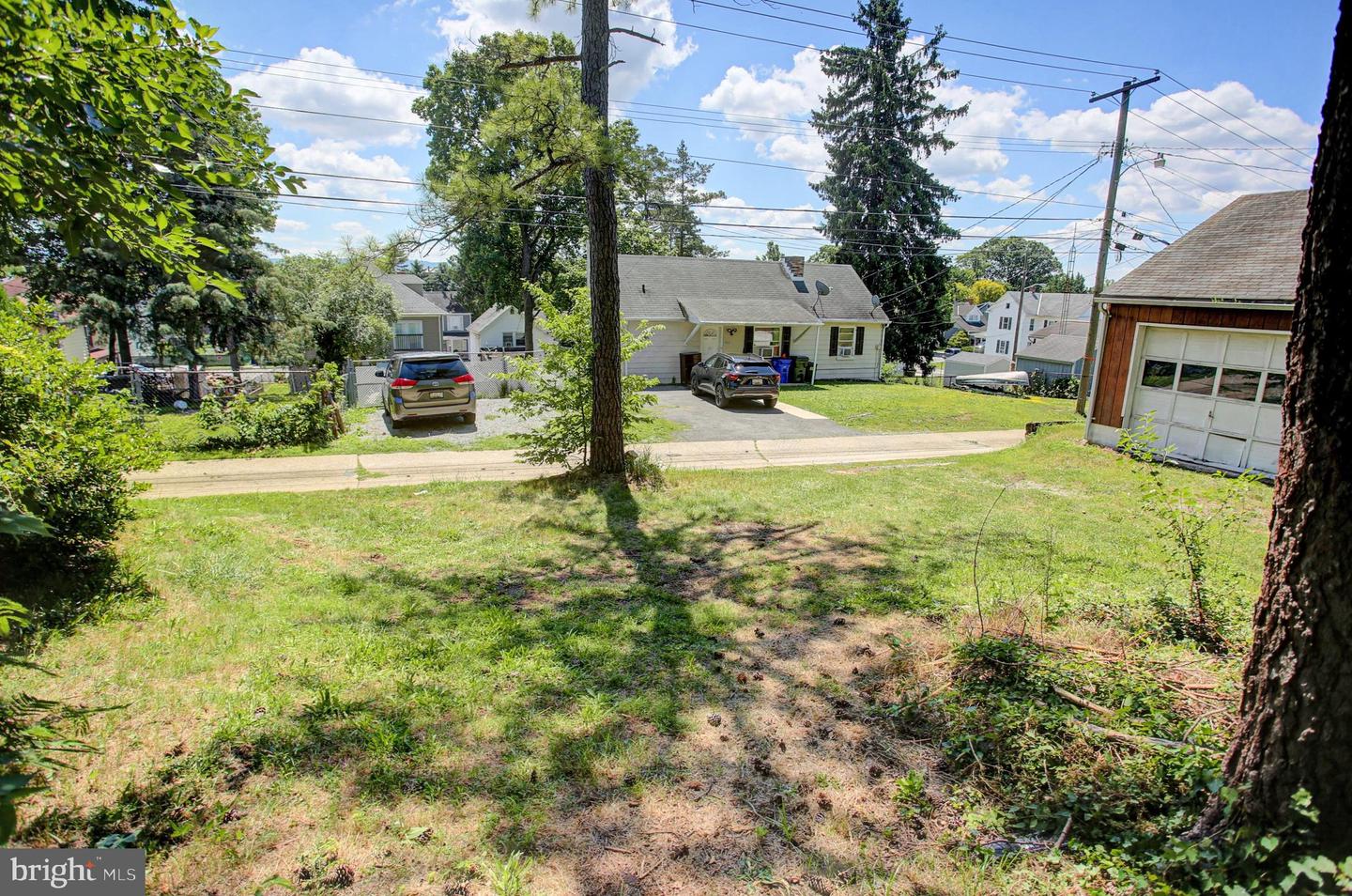 846 Guilford Ave Property Photo 39