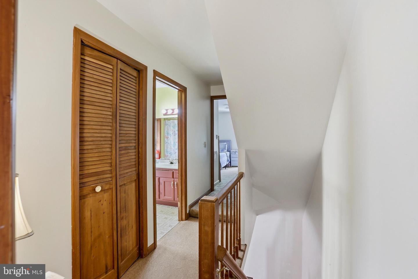 249 Summit Ave Property Photo 10