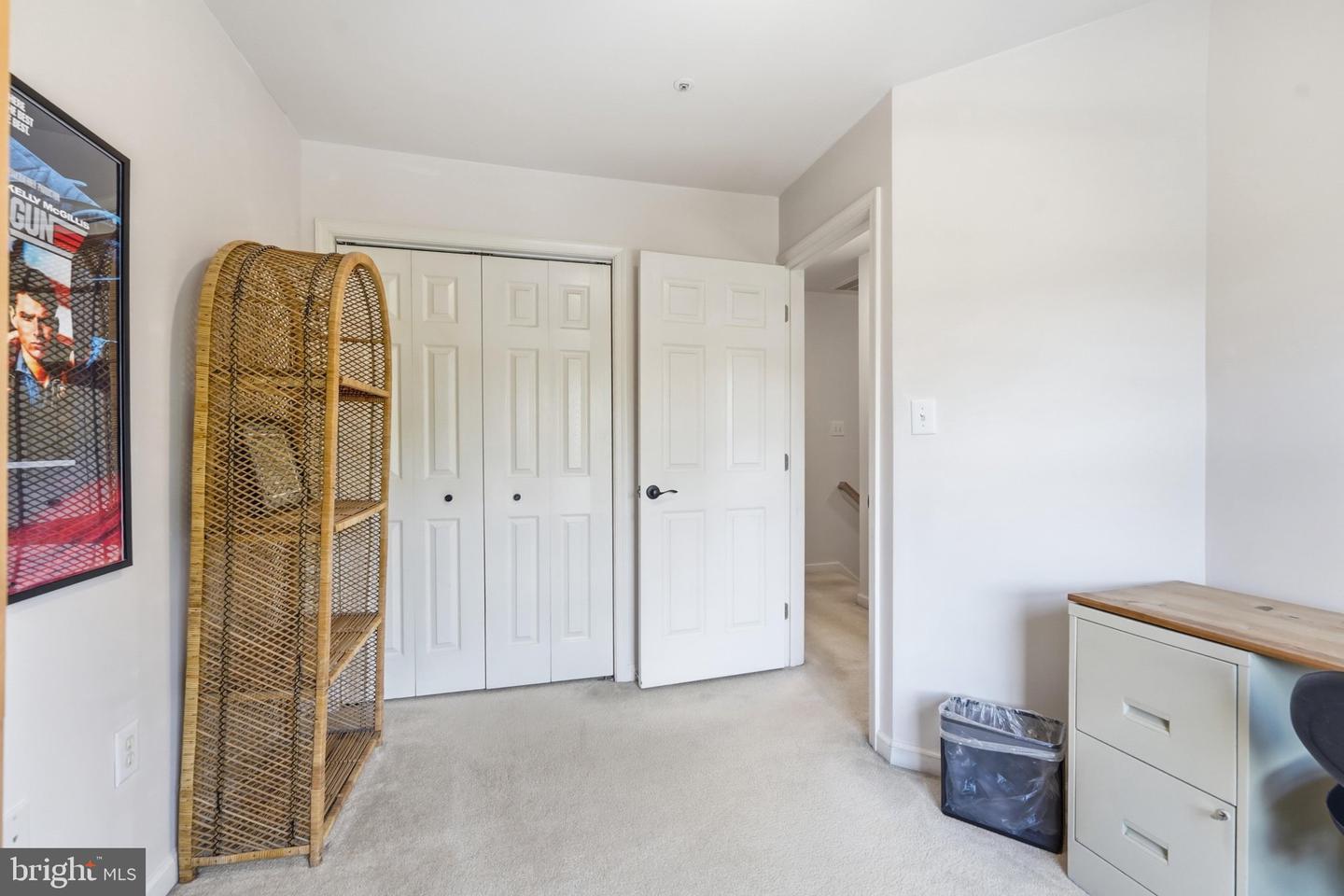 1257 Lindsay Ln Property Photo 32