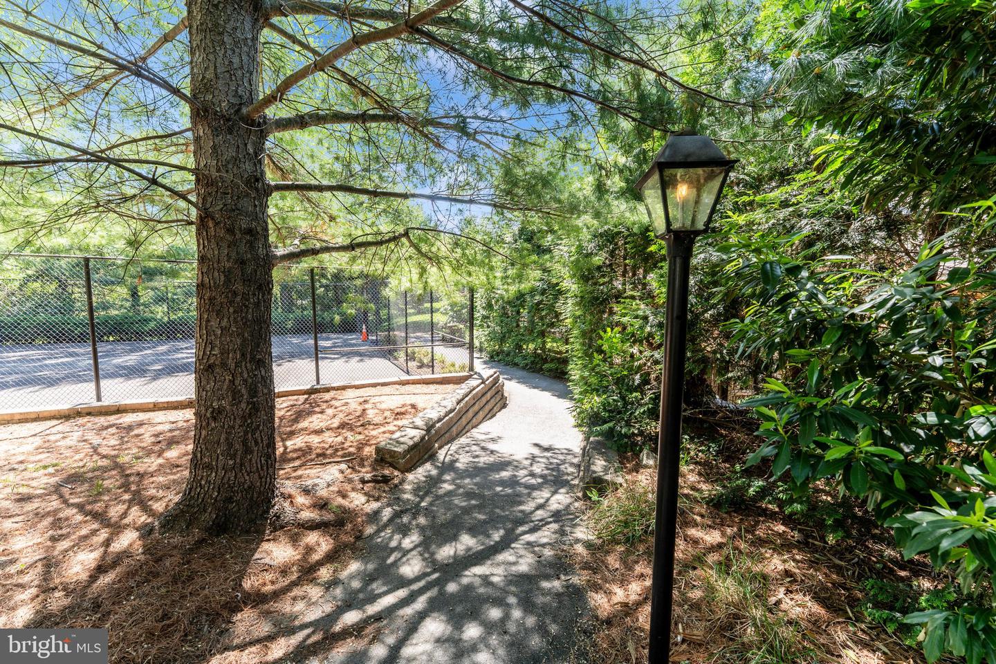1257 Lindsay Ln Property Photo 64