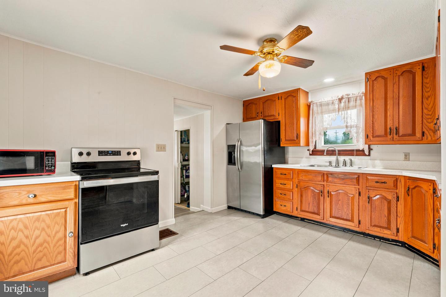 1132 Security Rd Property Photo 5