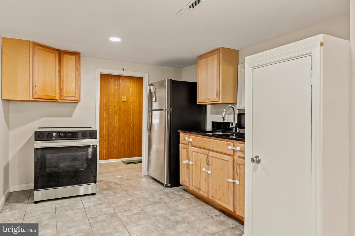 1132 Security Rd Property Photo 15
