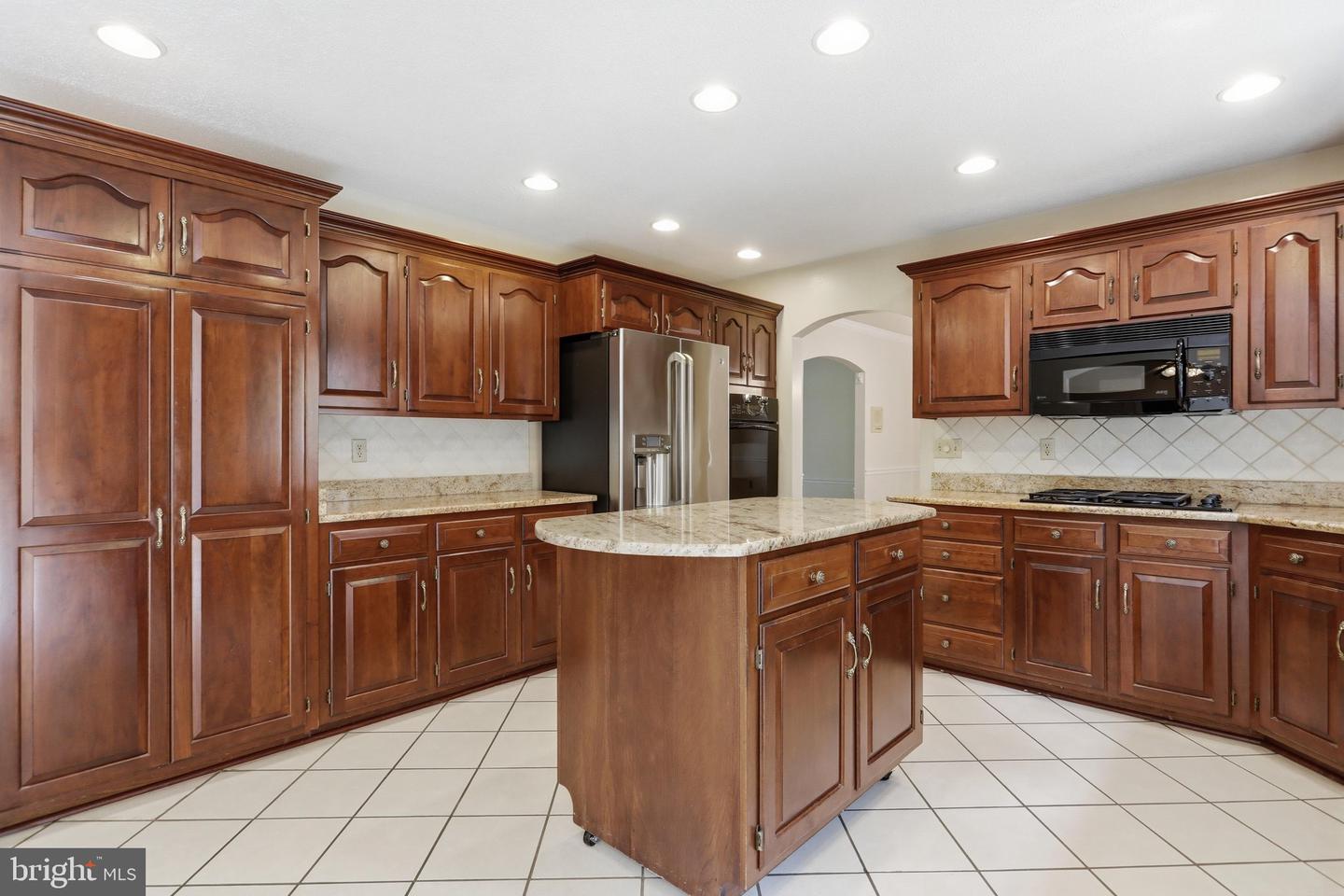 20119 Teakwood Dr Property Photo 18