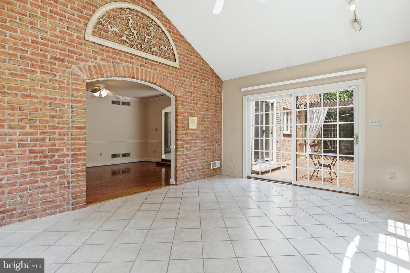 20119 Teakwood Dr Property Photo 27
