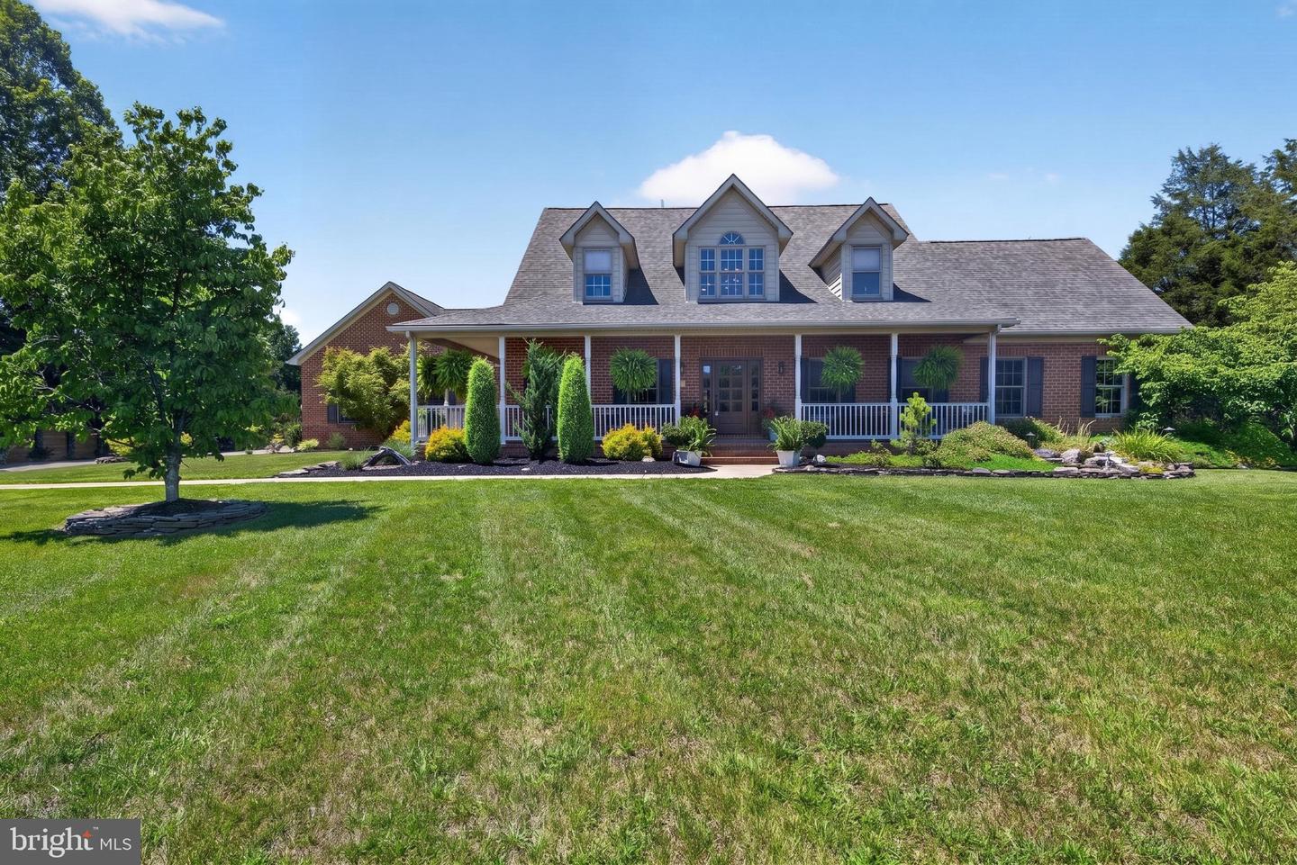 15920 River Bend Ct Property Photo 7