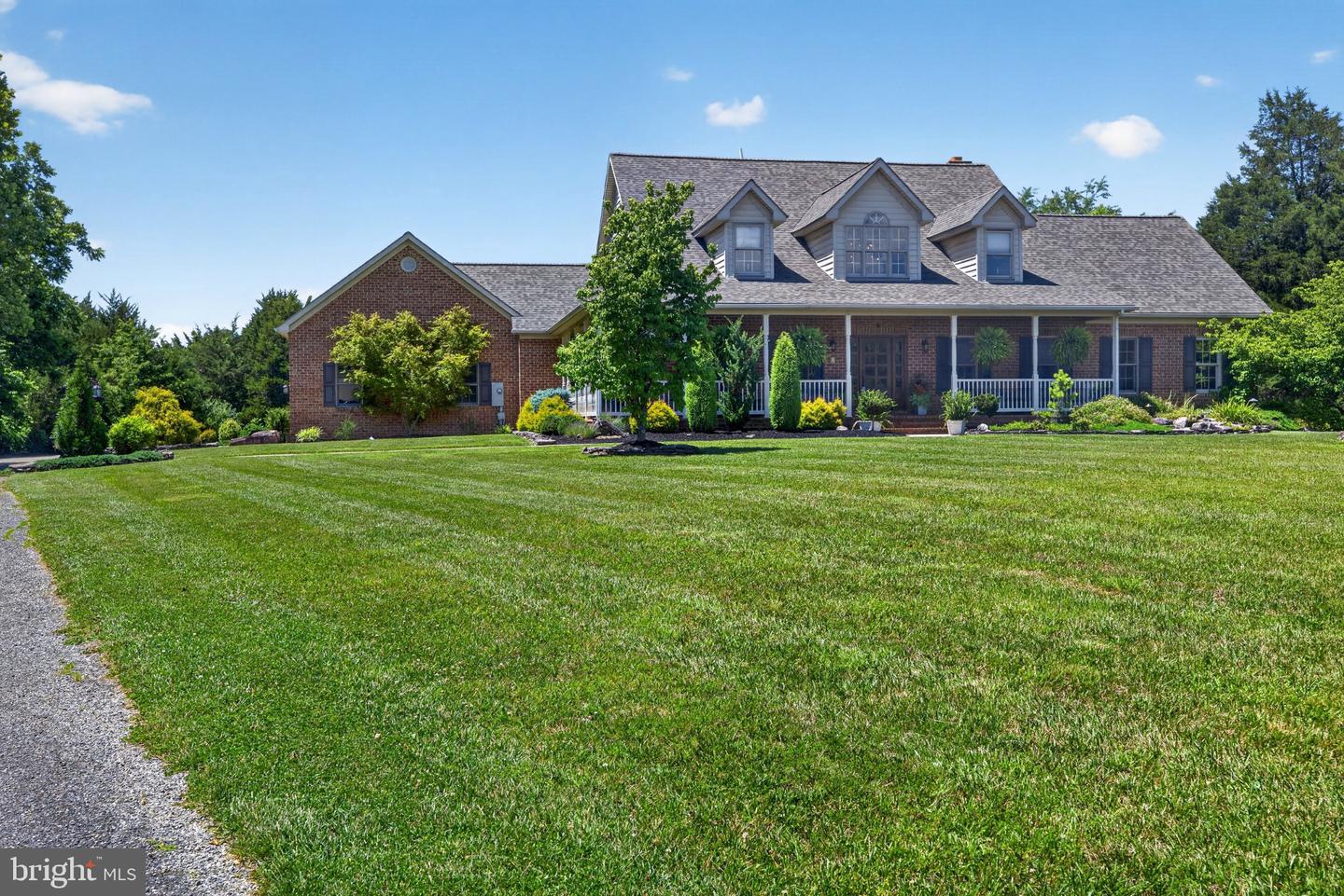 15920 River Bend Ct Property Photo 9
