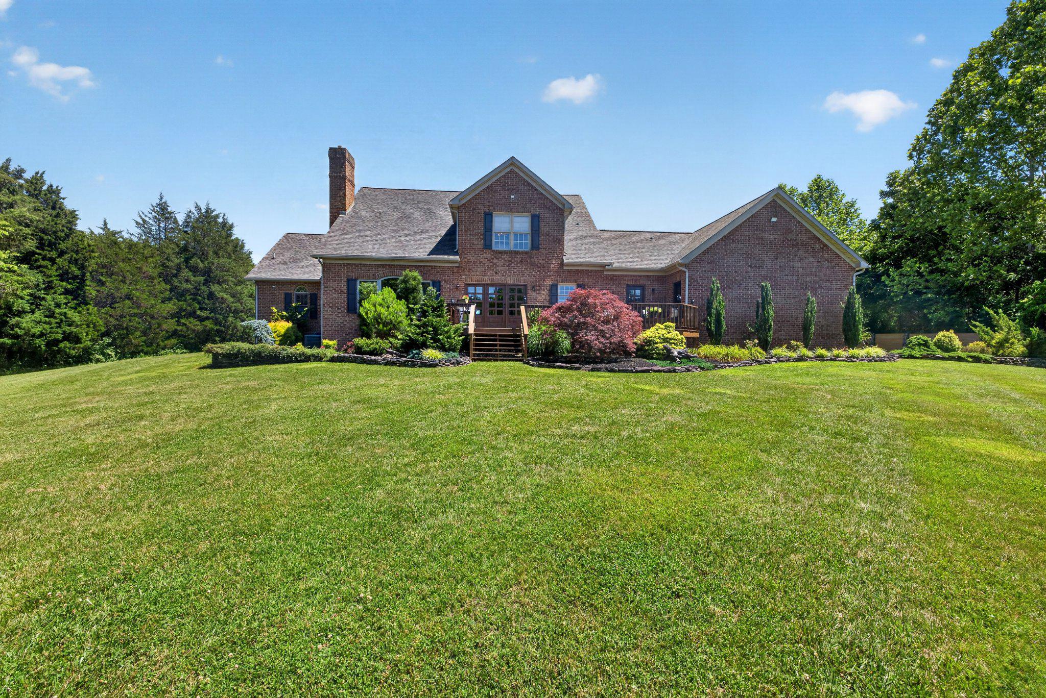 15920 River Bend Ct Property Photo 11