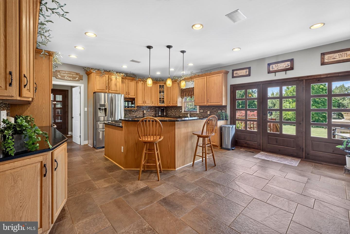 15920 River Bend Ct Property Photo 20