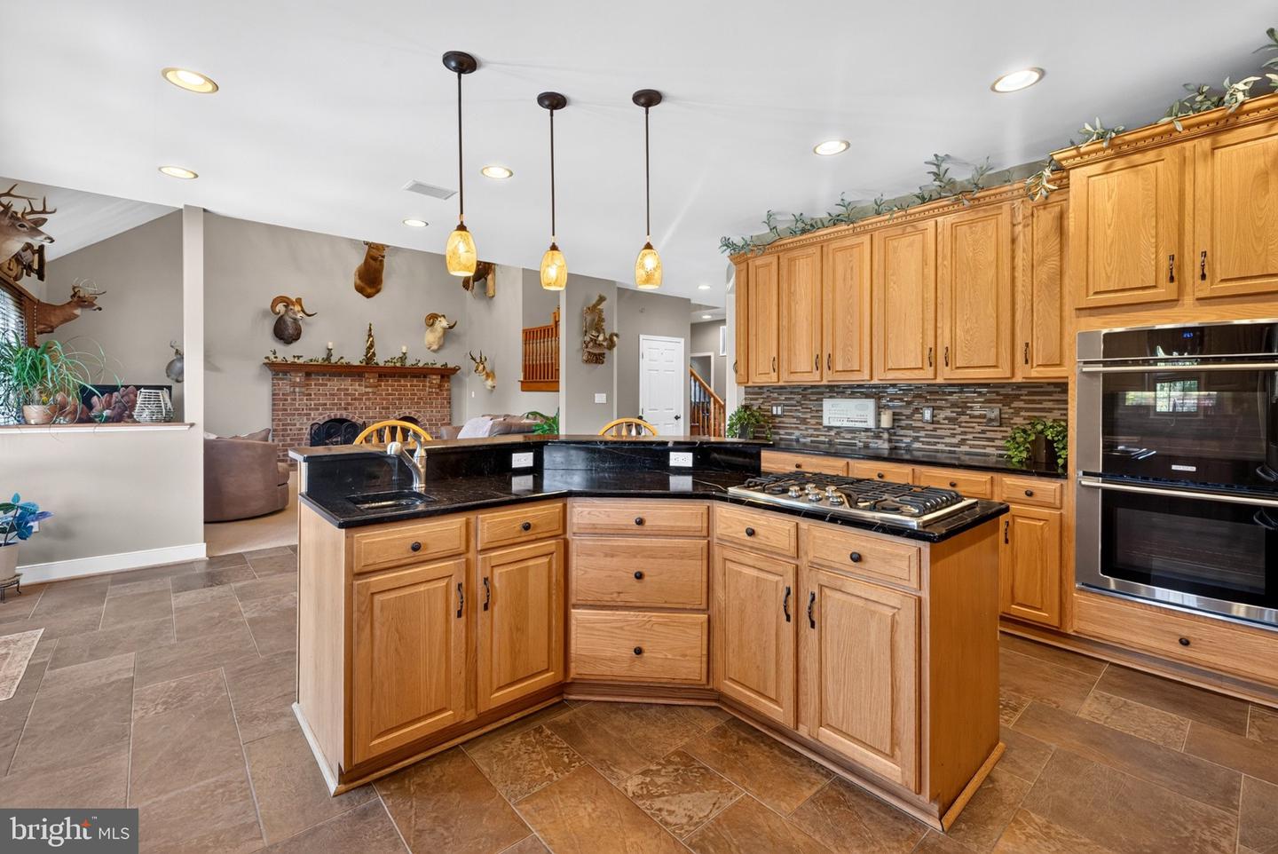 15920 River Bend Ct Property Photo 21