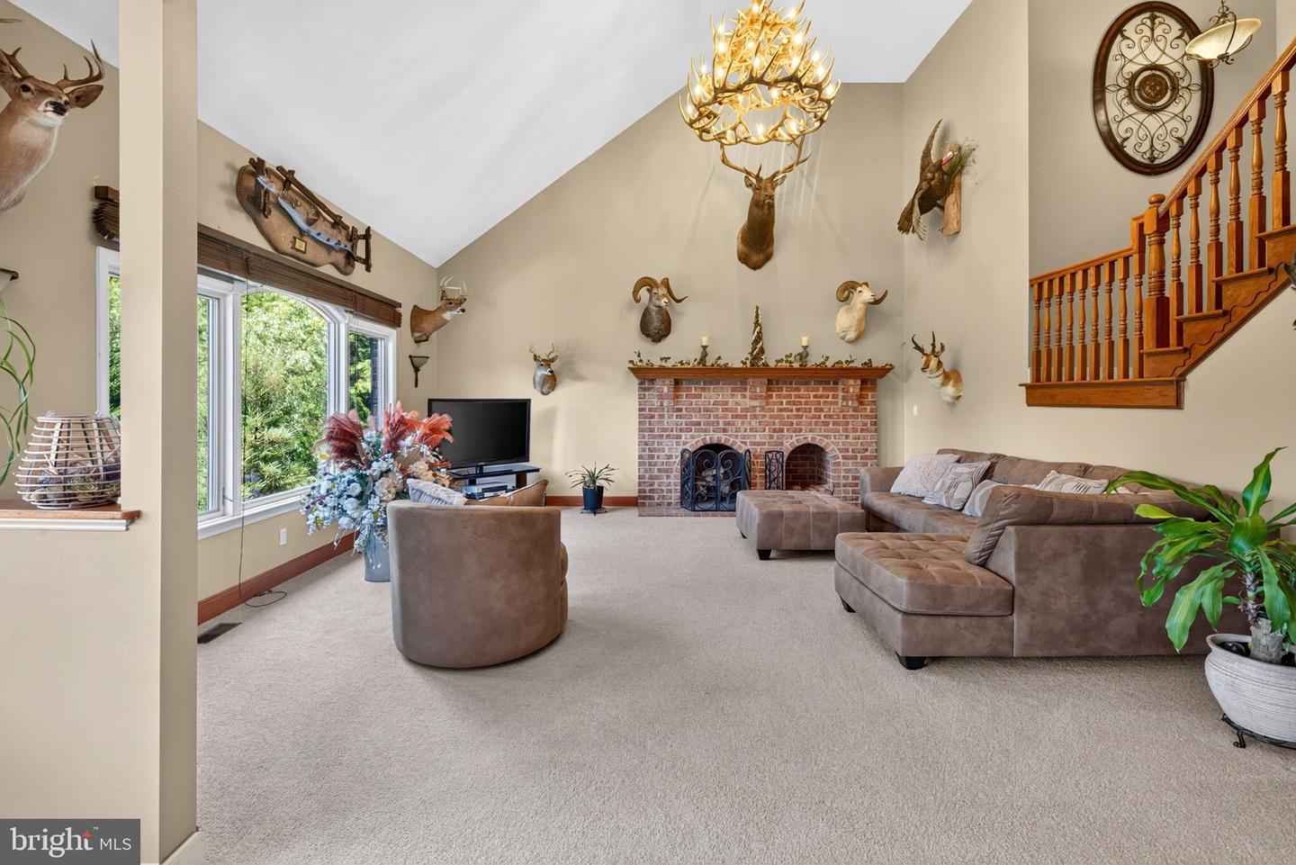 15920 River Bend Ct Property Photo 28