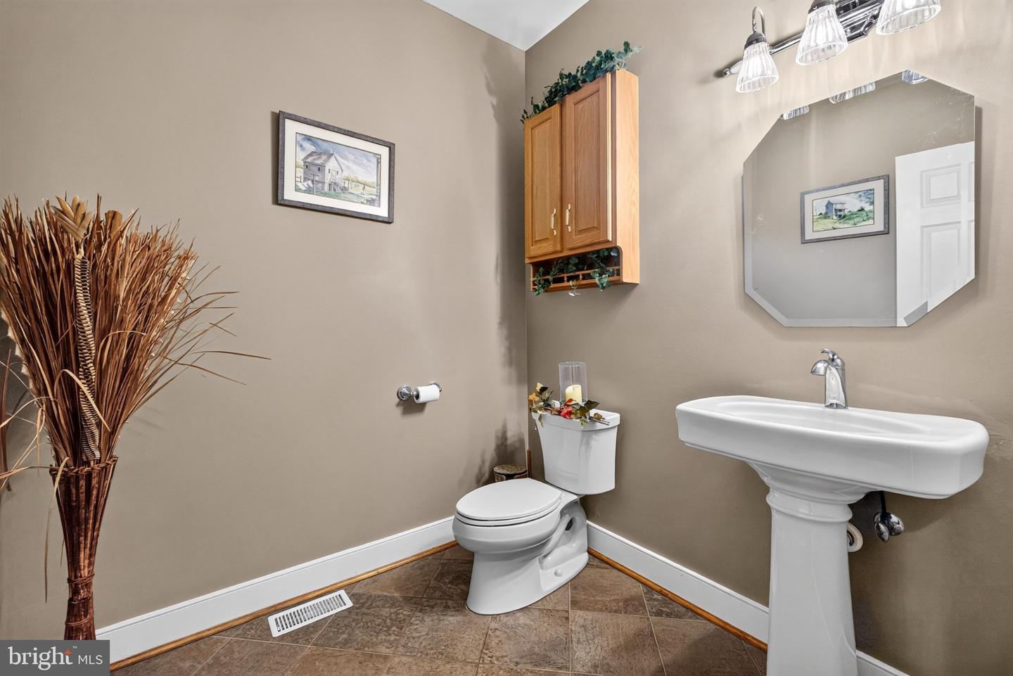 15920 River Bend Ct Property Photo 48