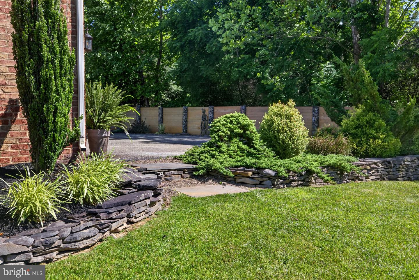 15920 River Bend Ct Property Photo 97