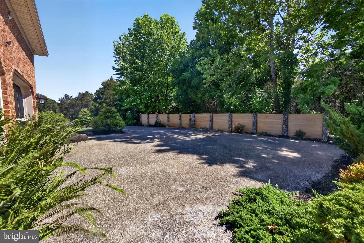 15920 River Bend Ct Property Photo 98