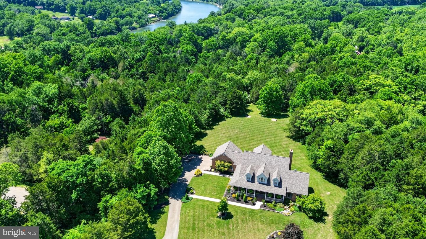 15920 River Bend Ct Property Photo 113