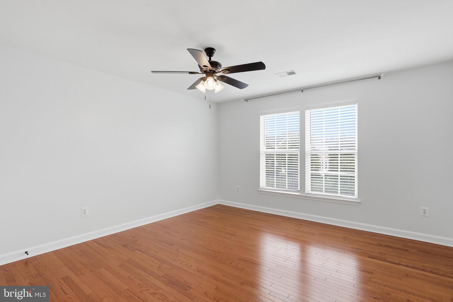 11257 Suffolk Dr Property Photo 29