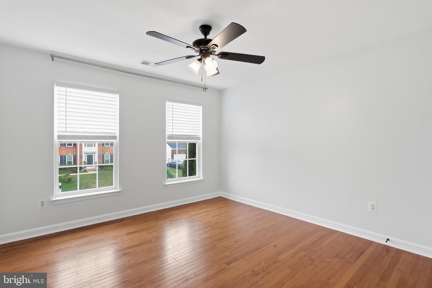 11257 Suffolk Dr Property Photo 31