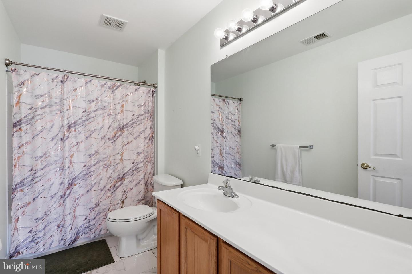 11257 Suffolk Dr Property Photo 35
