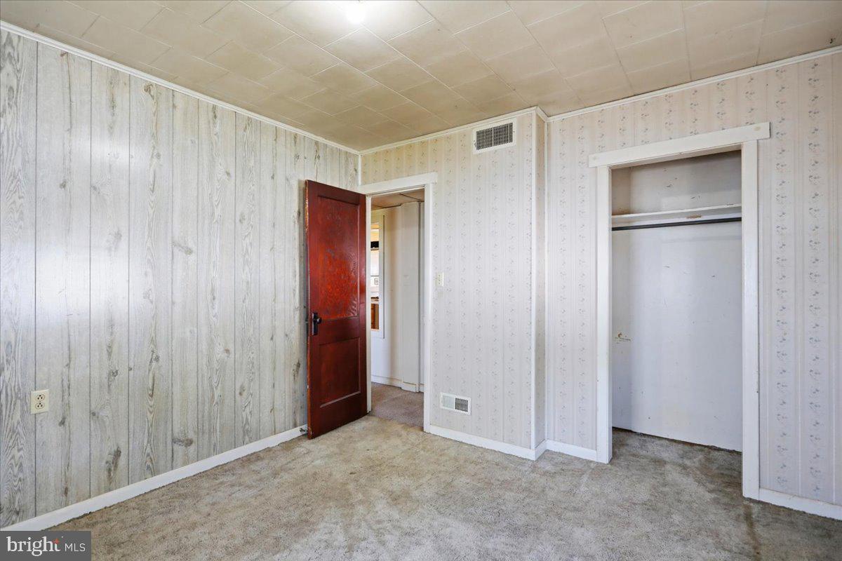 13844 Clear Spring Rd Property Photo 14