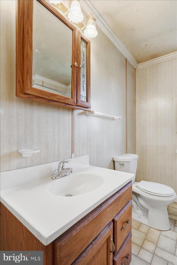 13844 Clear Spring Rd Property Photo 18