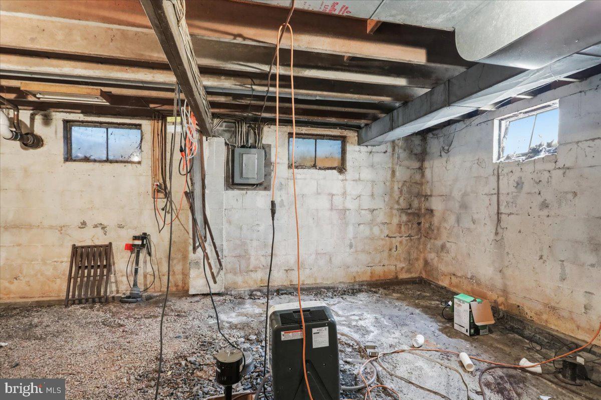 13844 Clear Spring Rd Property Photo 25