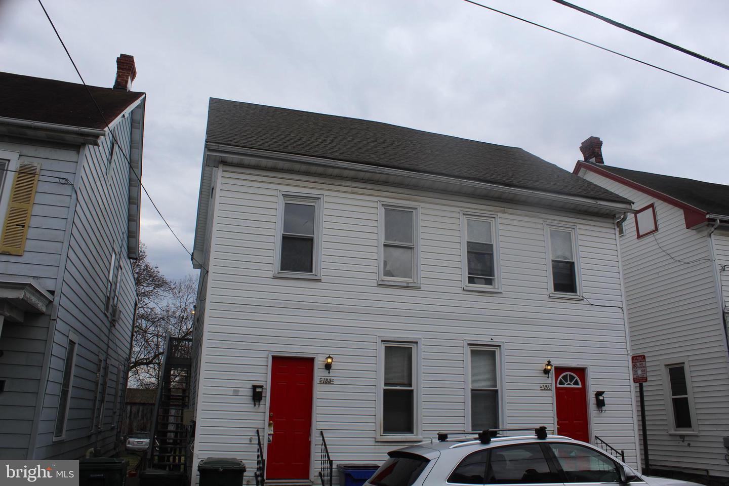 133 Ray St #apt 2 Property Photo 1