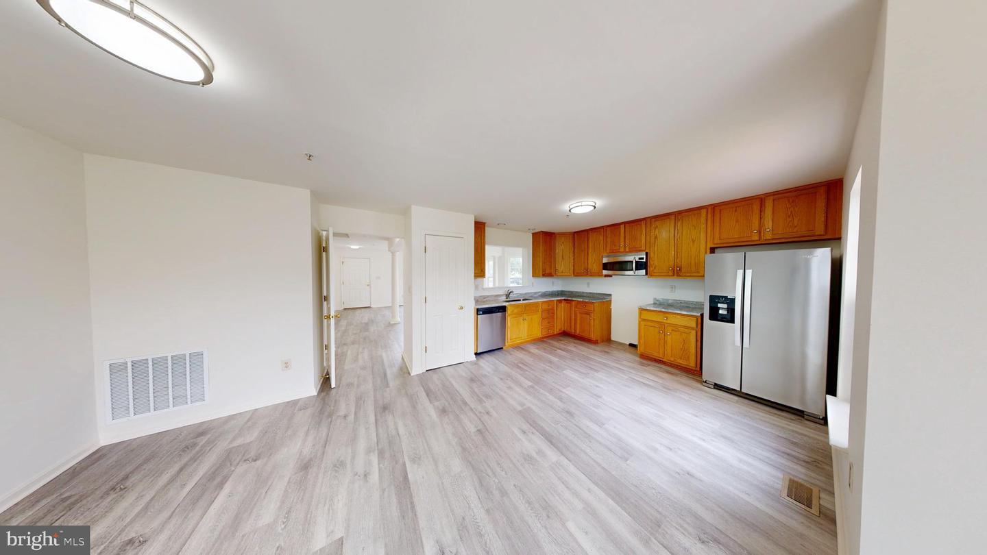 17619 Potter Bell Way Property Photo 4