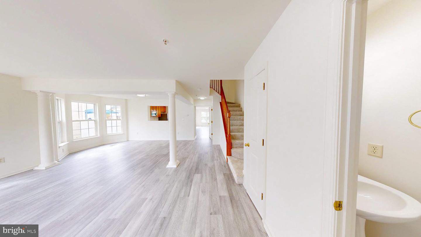 17619 Potter Bell Way Property Photo 9
