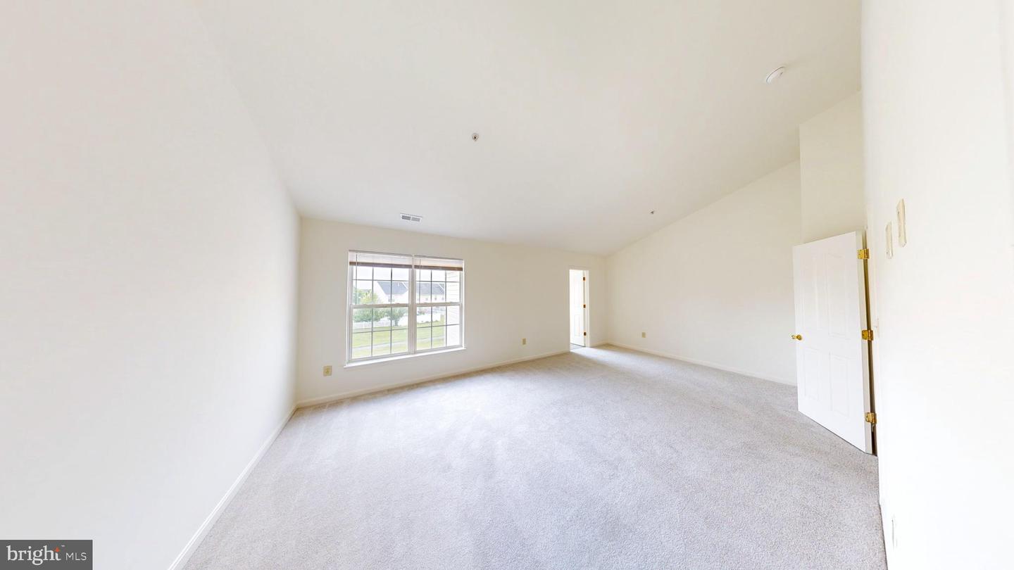 17619 Potter Bell Way Property Photo 11