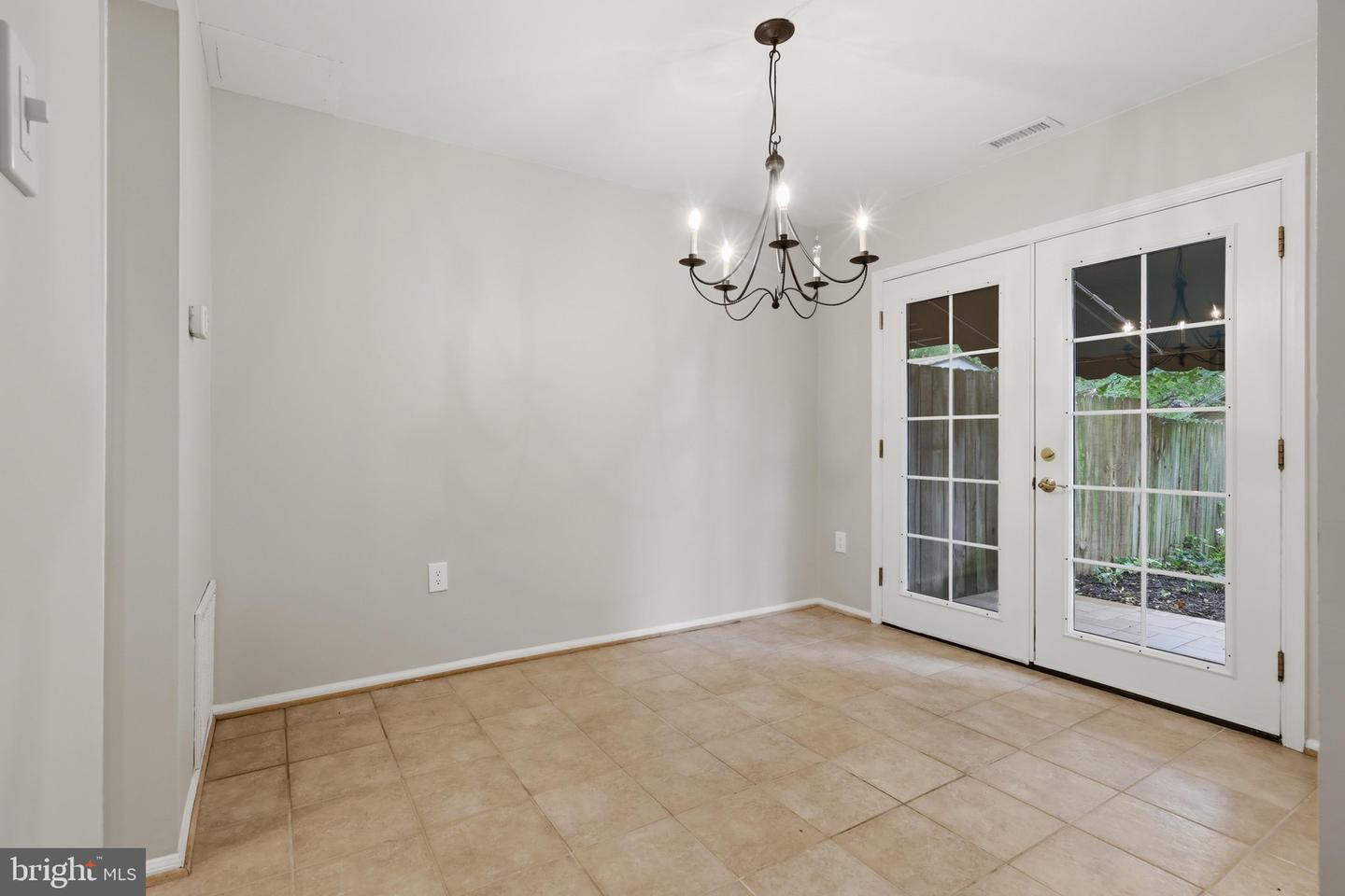 17904 Hickory Ln Property Photo 18