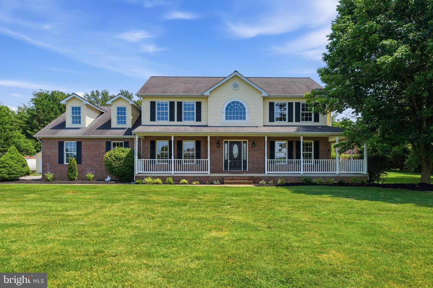 5325 HOLLOW TREE LN