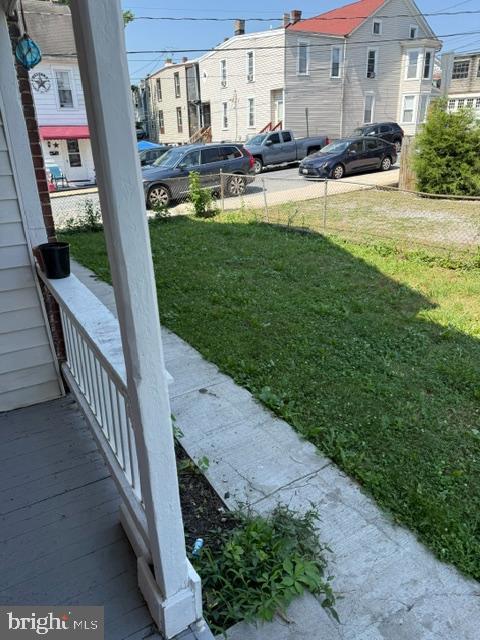 110 Elm St Property Photo 3