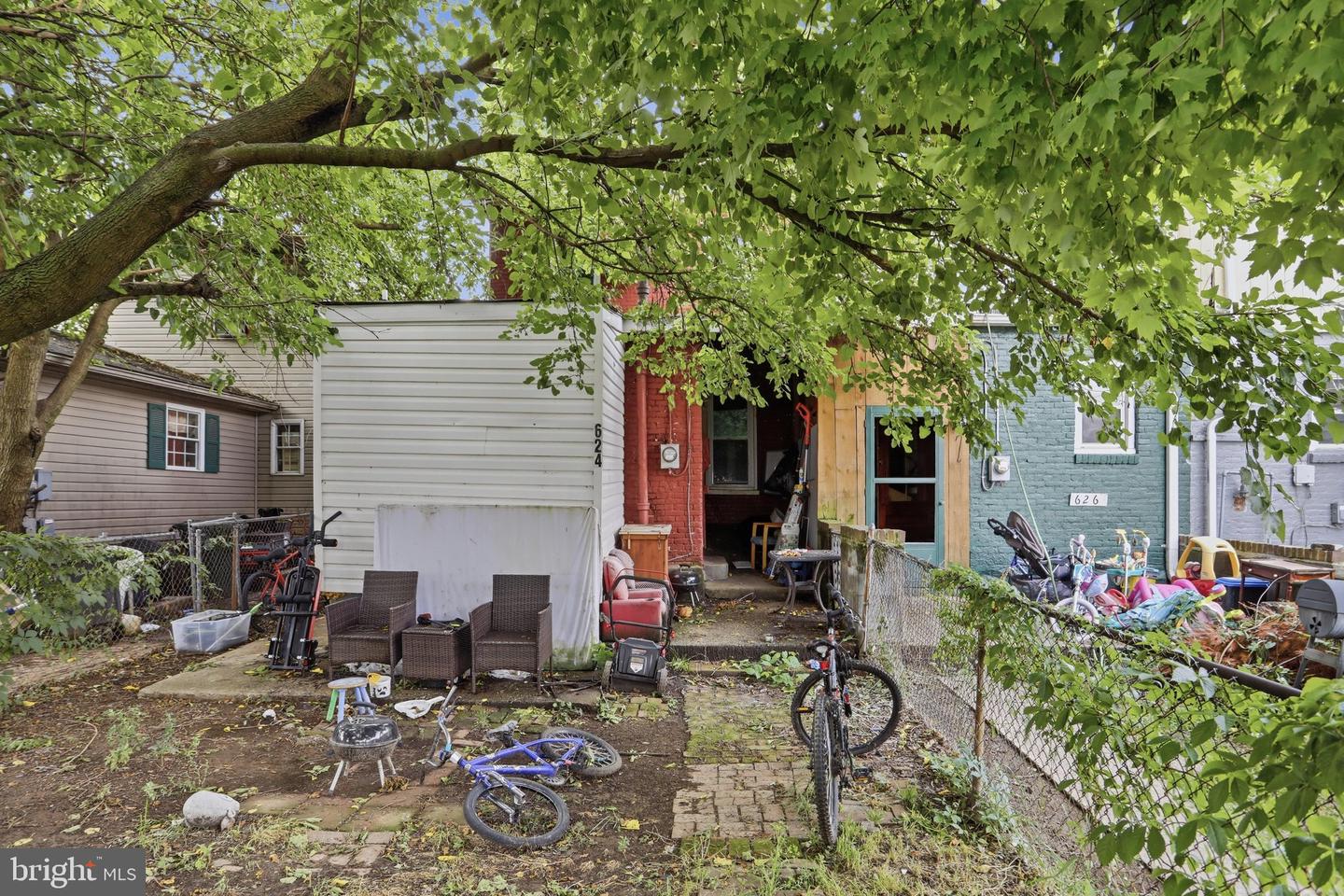 624 George St Property Photo 21