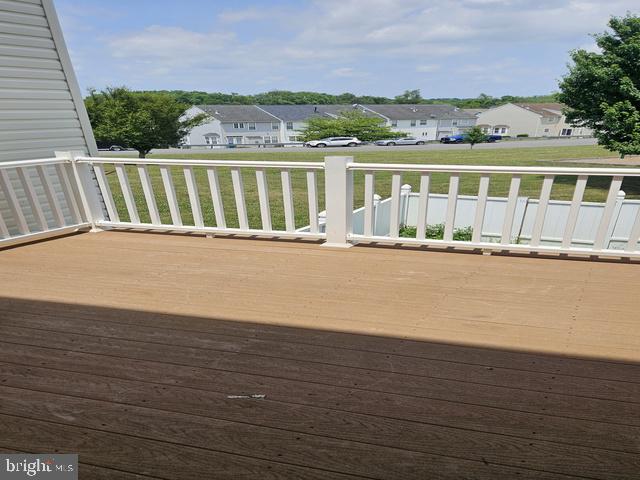 10322 Lantern Ln Property Photo 9