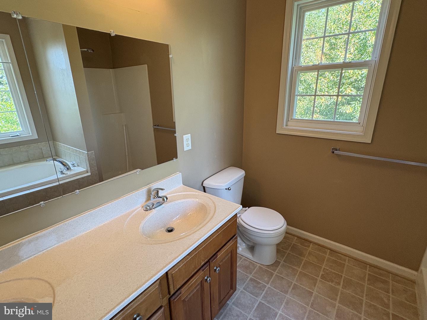 10325 Lantern Ln Property Photo 15