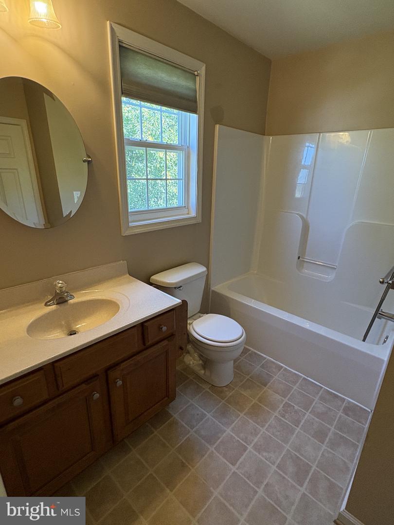 10325 Lantern Ln Property Photo 18