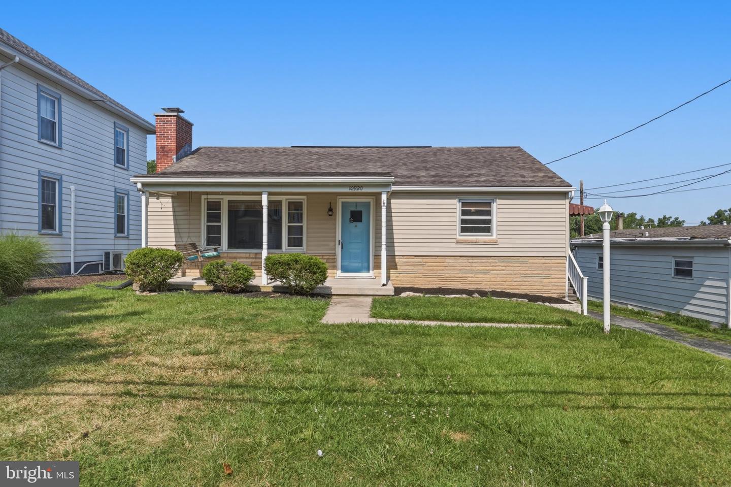10920 Bower Ave Property Photo 1