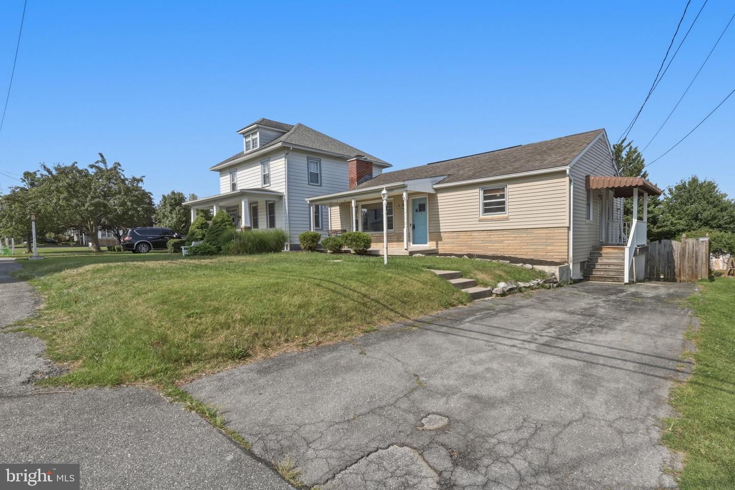 10920 Bower Ave Property Photo 4
