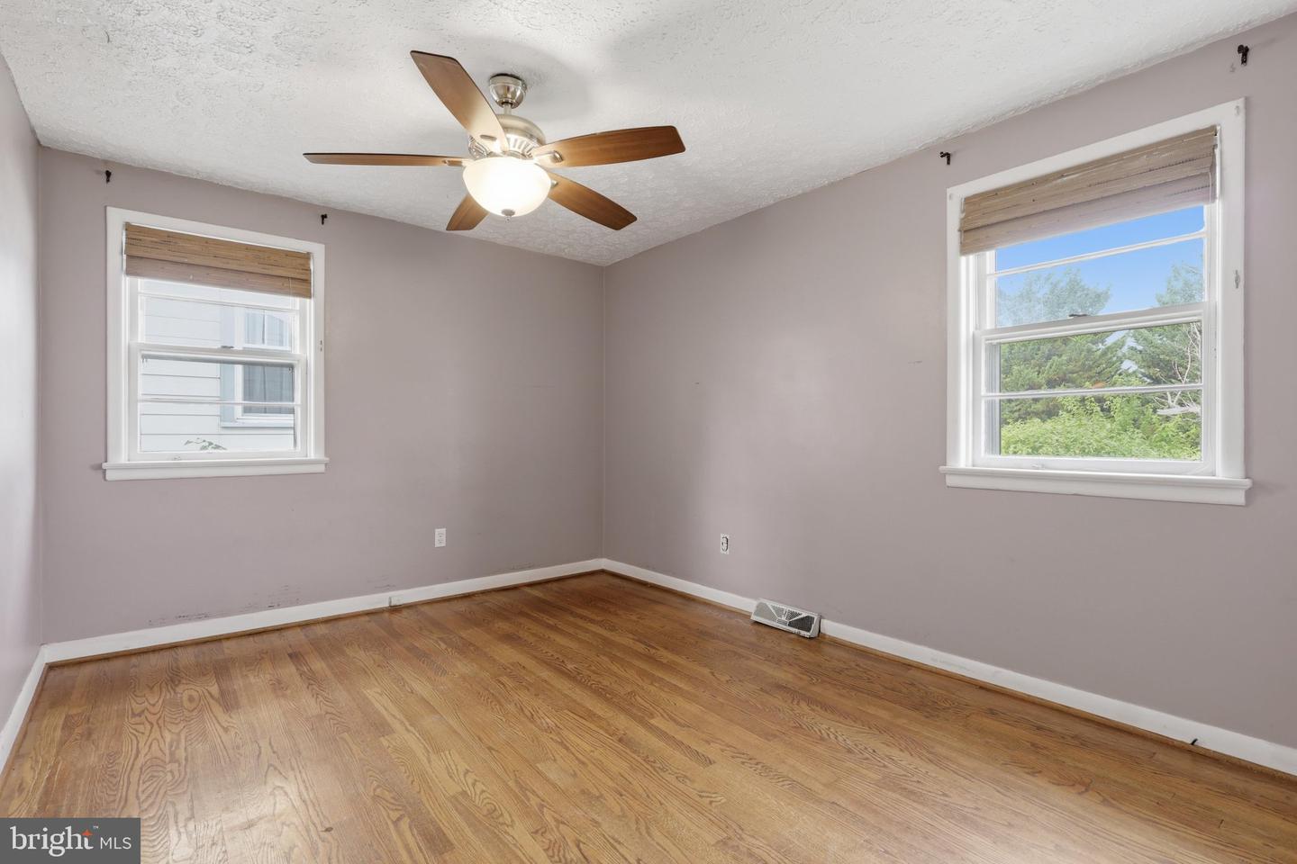 10920 Bower Ave Property Photo 11