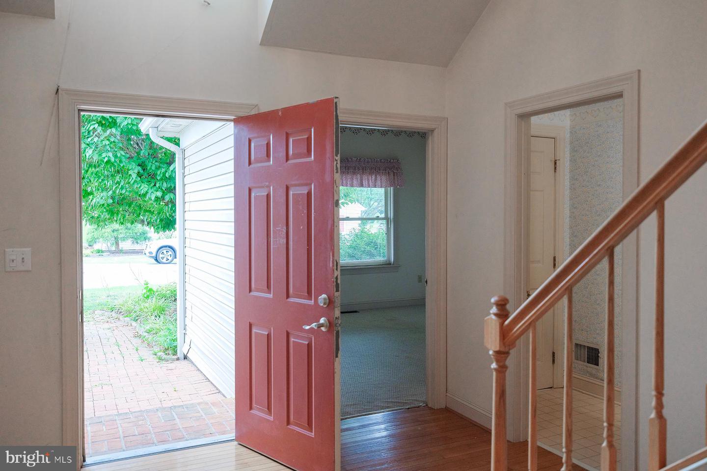 18925 Dover Dr Property Photo 2