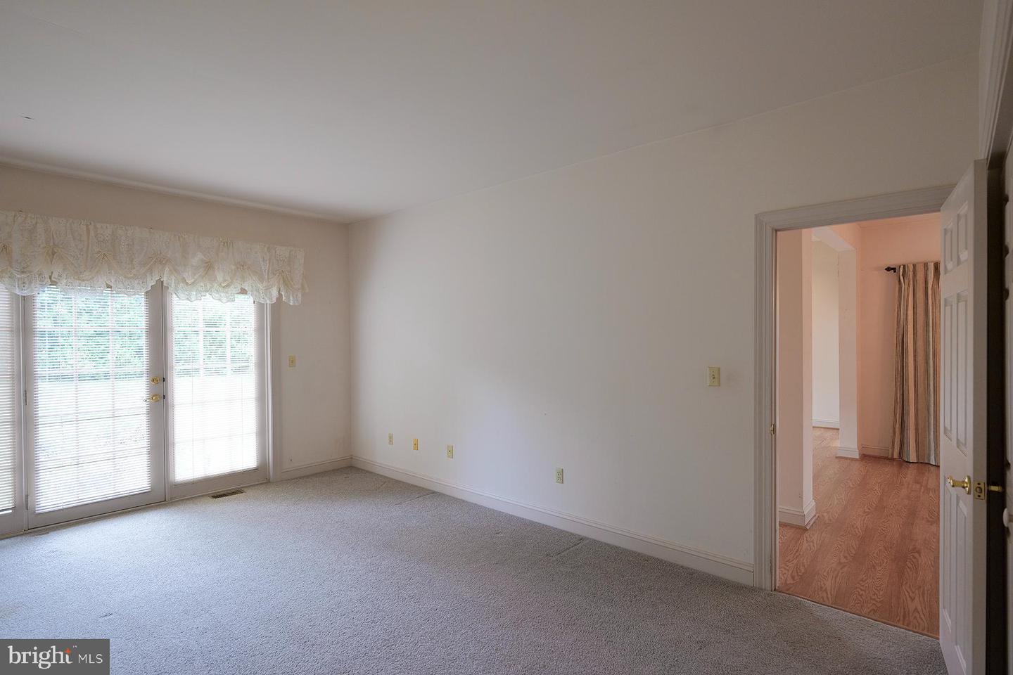 18925 Dover Dr Property Photo 12