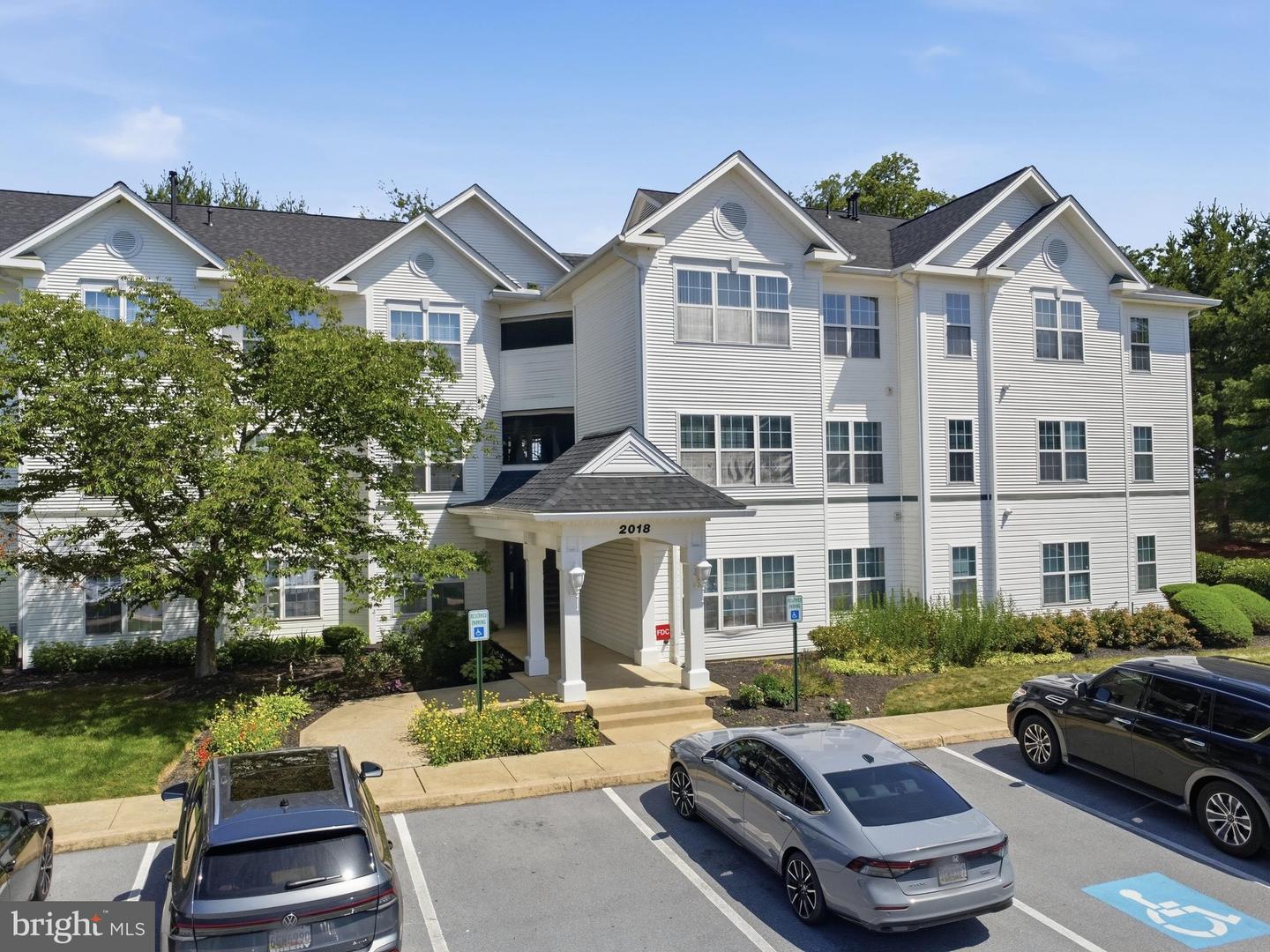2018 Windsong Dr #3a Property Photo 2